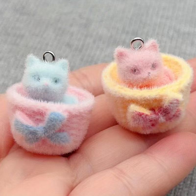 Resin Art Handmade - 4 pendenti a forma di gatto