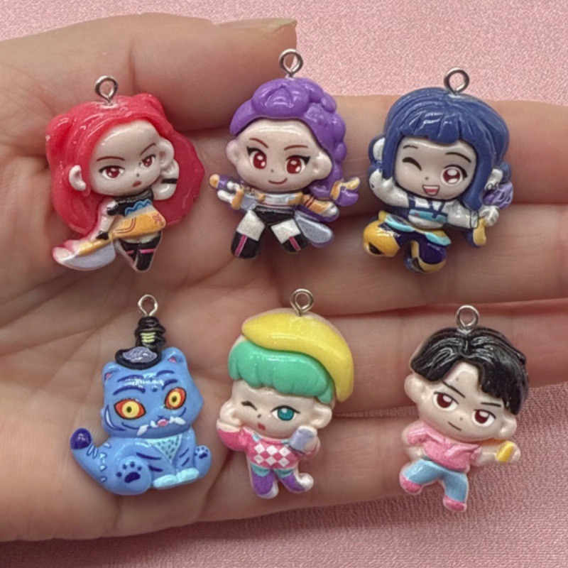 Resin Art Handmade - 10 pendenti in resina a forma
