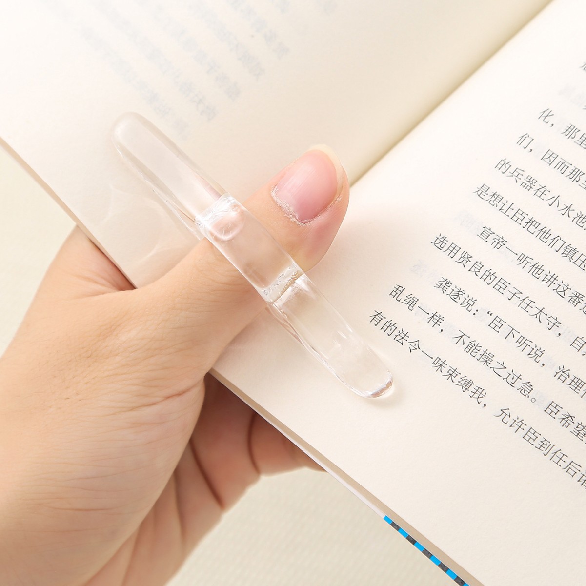 1 supporto creativo per libri  - Resin Art Book recensione e prezzo